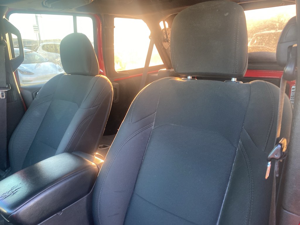 Thumbnail: 2020 Jeep Wrangler - 7