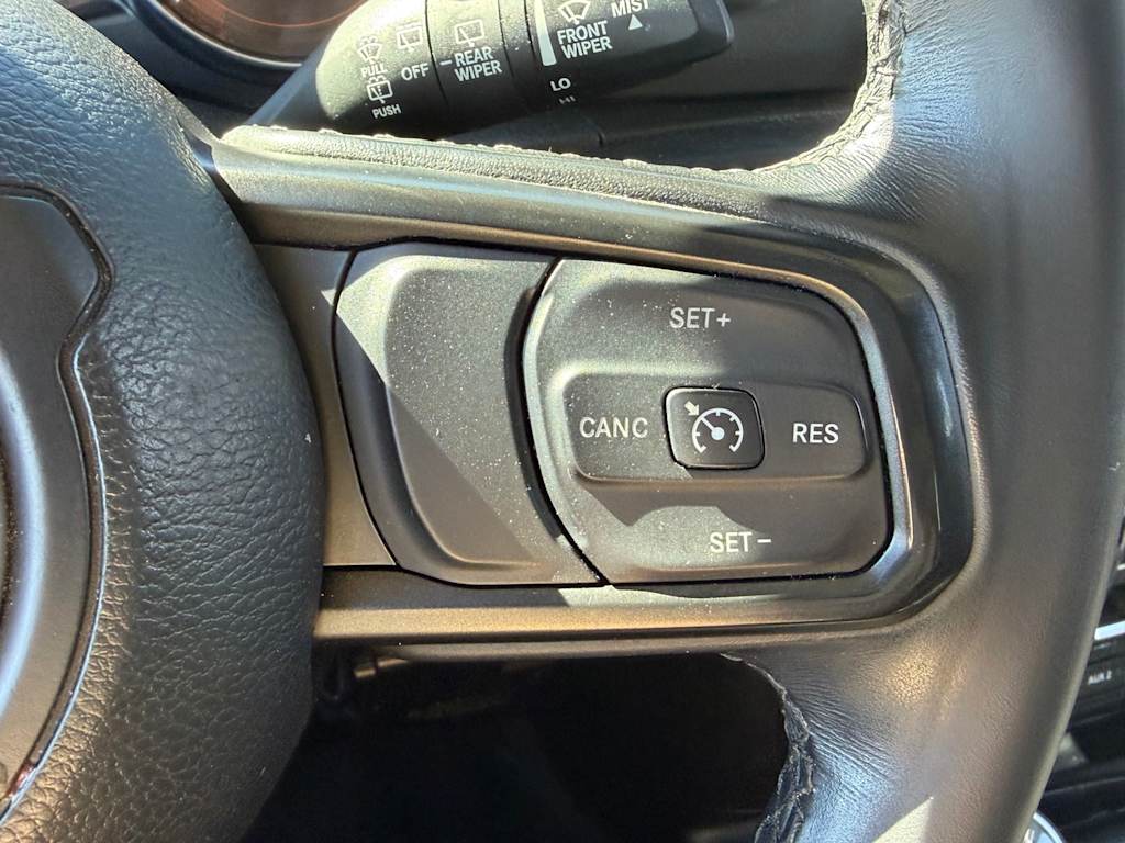 Thumbnail: 2021 Jeep Wrangler - 25