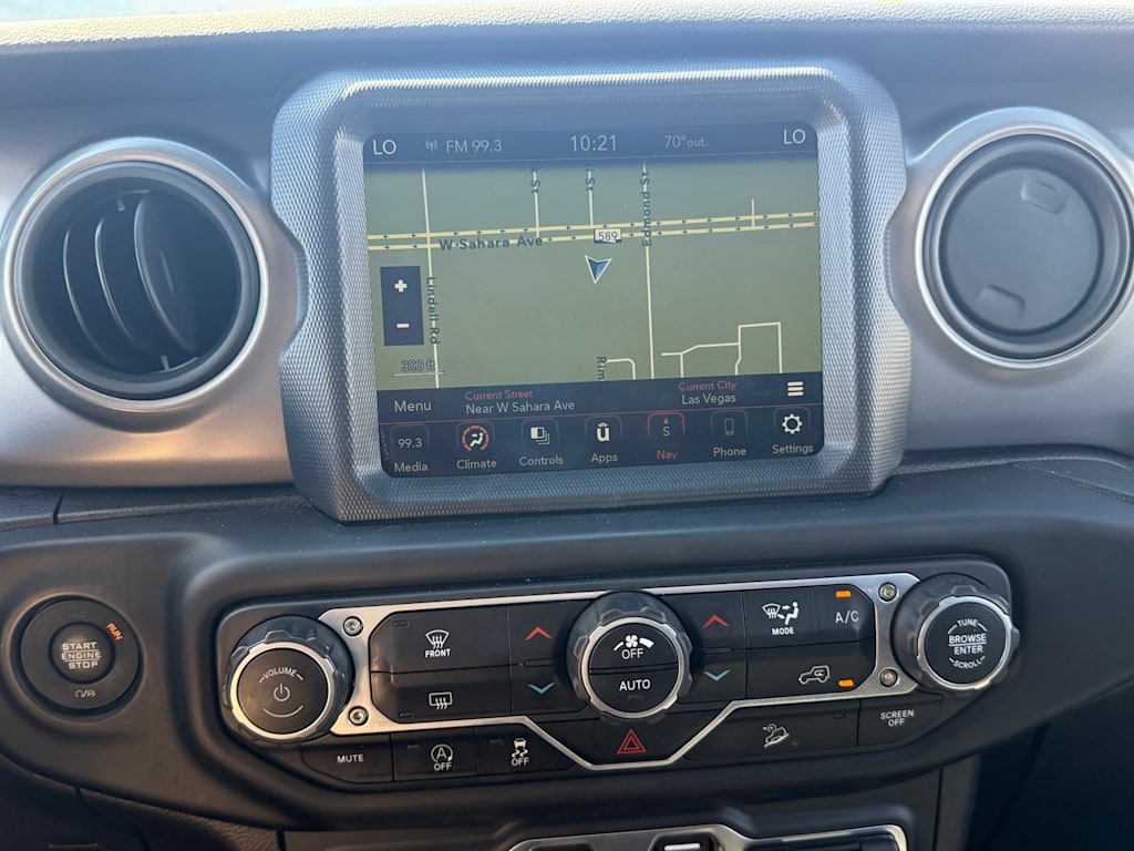 Thumbnail: 2021 Jeep Wrangler - 12