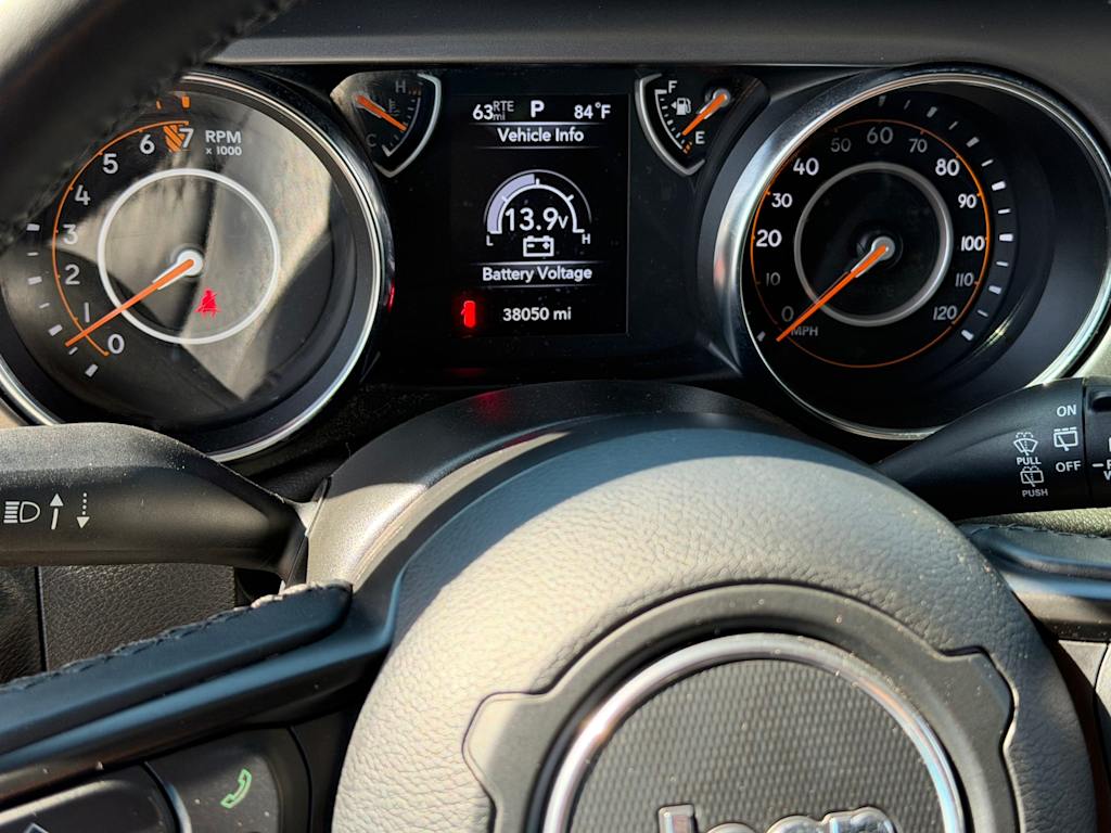 Thumbnail: 2022 Jeep Wrangler - 16