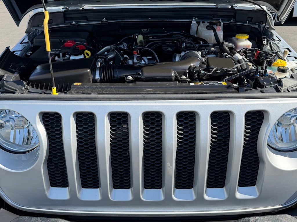 Thumbnail: 2022 Jeep Wrangler - 9
