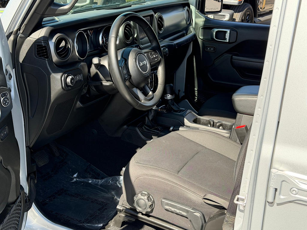 Thumbnail: 2022 Jeep Wrangler - 2