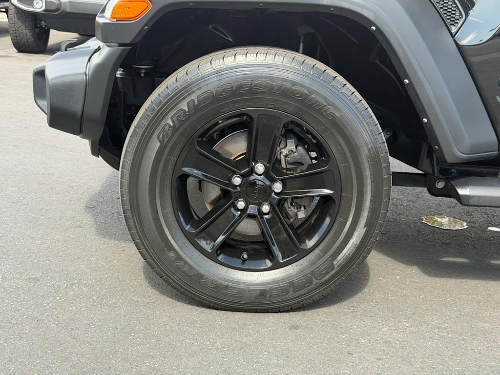 Thumbnail: 2022 Jeep Wrangler - 7