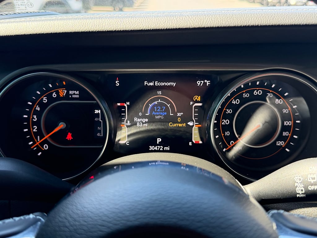 Thumbnail: 2022 Jeep Wrangler - 14