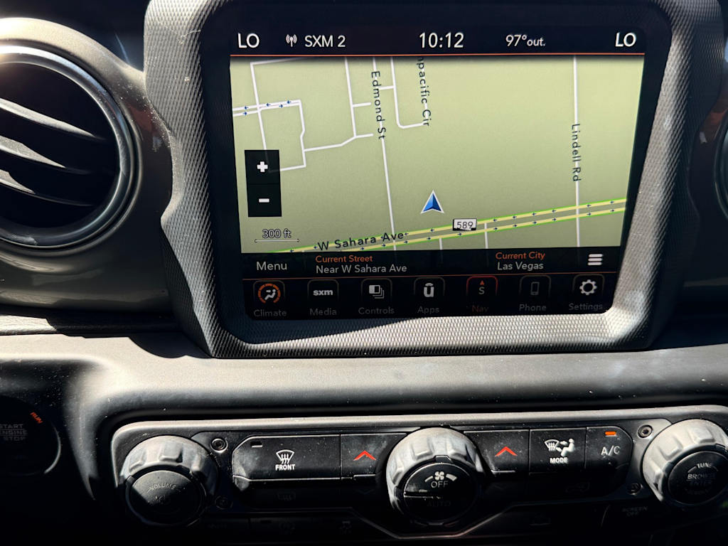 Thumbnail: 2022 Jeep Wrangler - 25