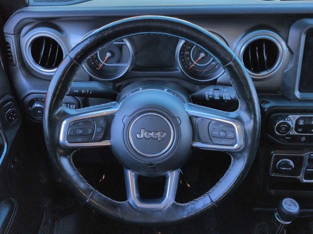 Thumbnail: 2022 Jeep Wrangler - 14