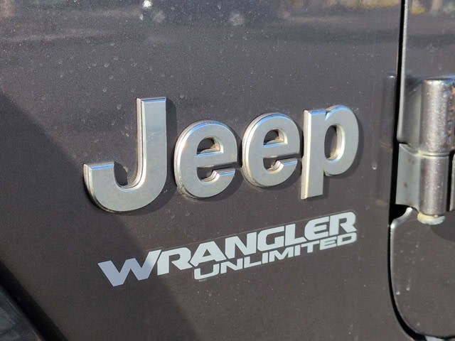 Thumbnail: 2022 Jeep Wrangler - 7