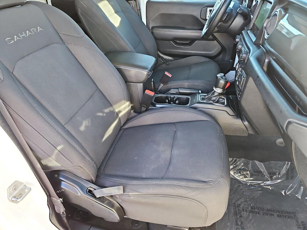 Thumbnail: 2022 Jeep Wrangler - 11