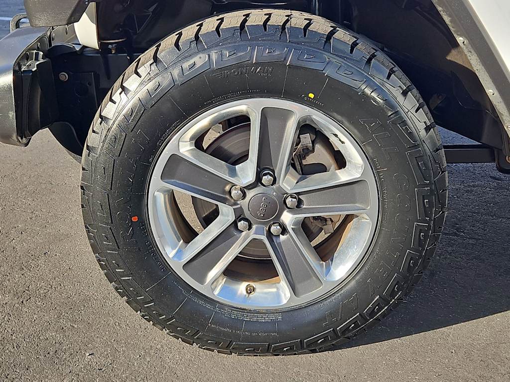 Thumbnail: 2022 Jeep Wrangler - 7