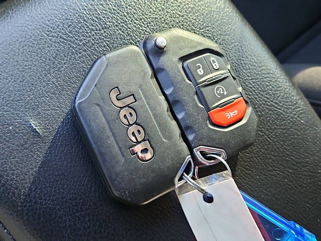 Thumbnail: 2021 Jeep Wrangler - 20