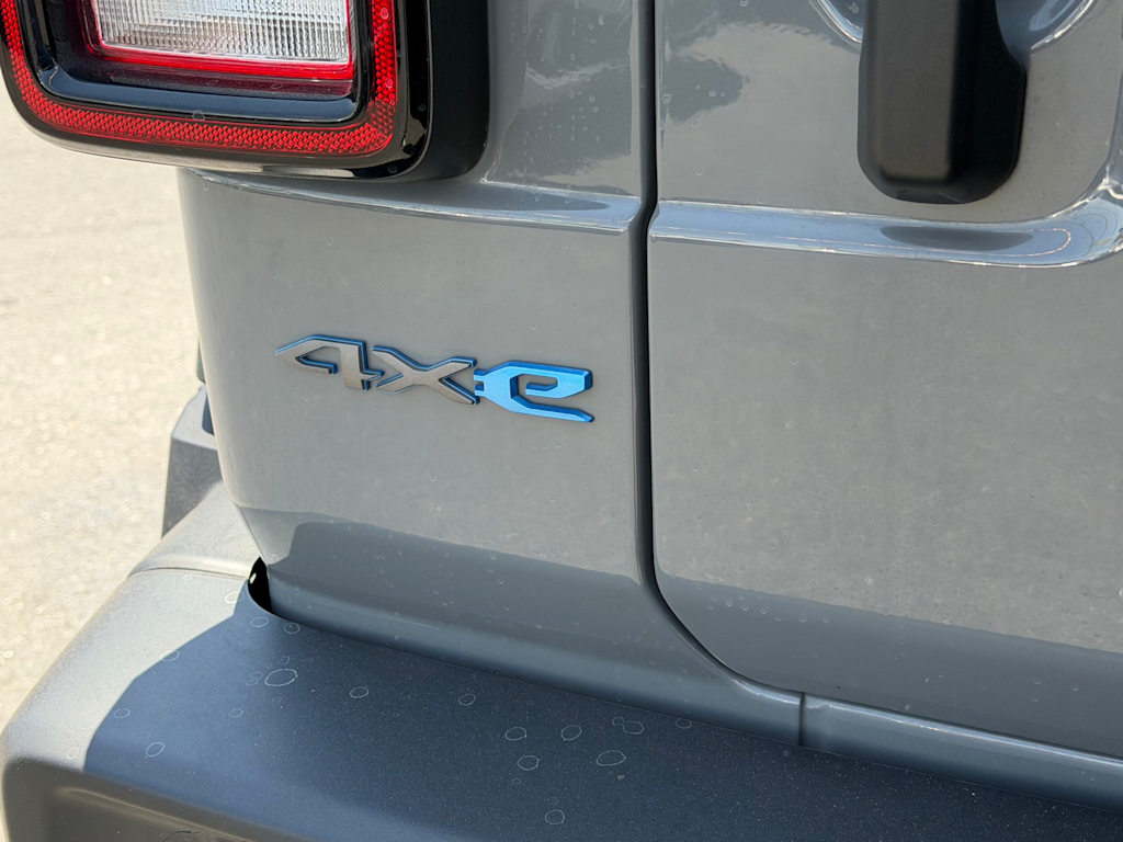Thumbnail: 2023 Jeep Wrangler - 7