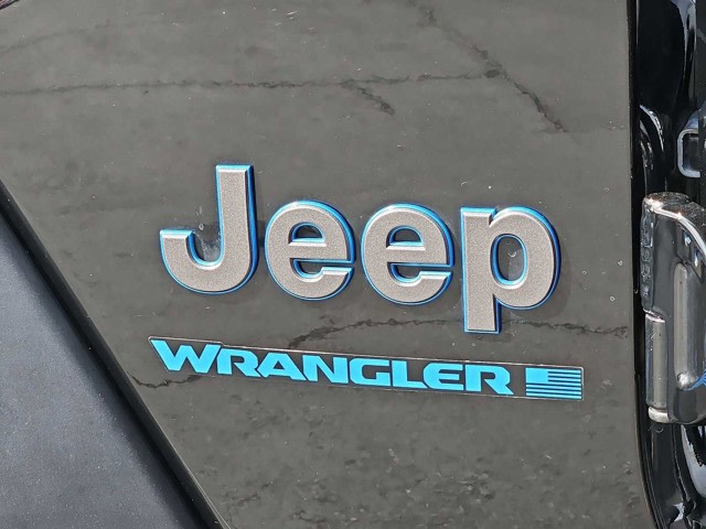 Thumbnail: 2023 Jeep Wrangler - 24
