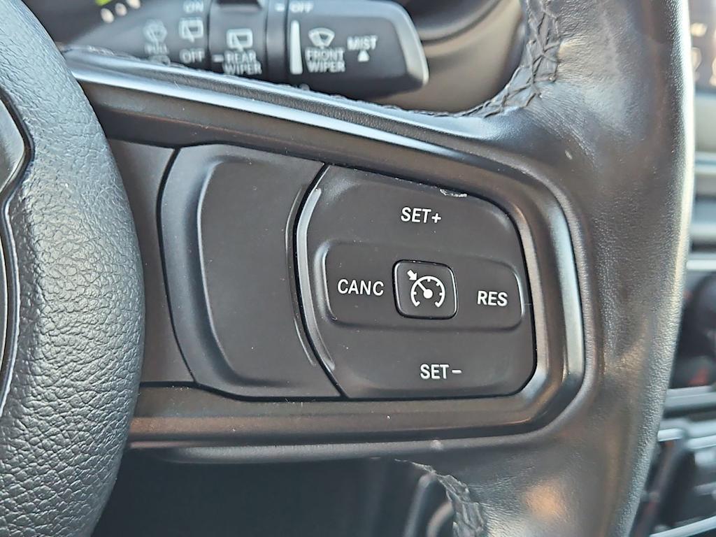 Thumbnail: 2023 Jeep Wrangler - 28