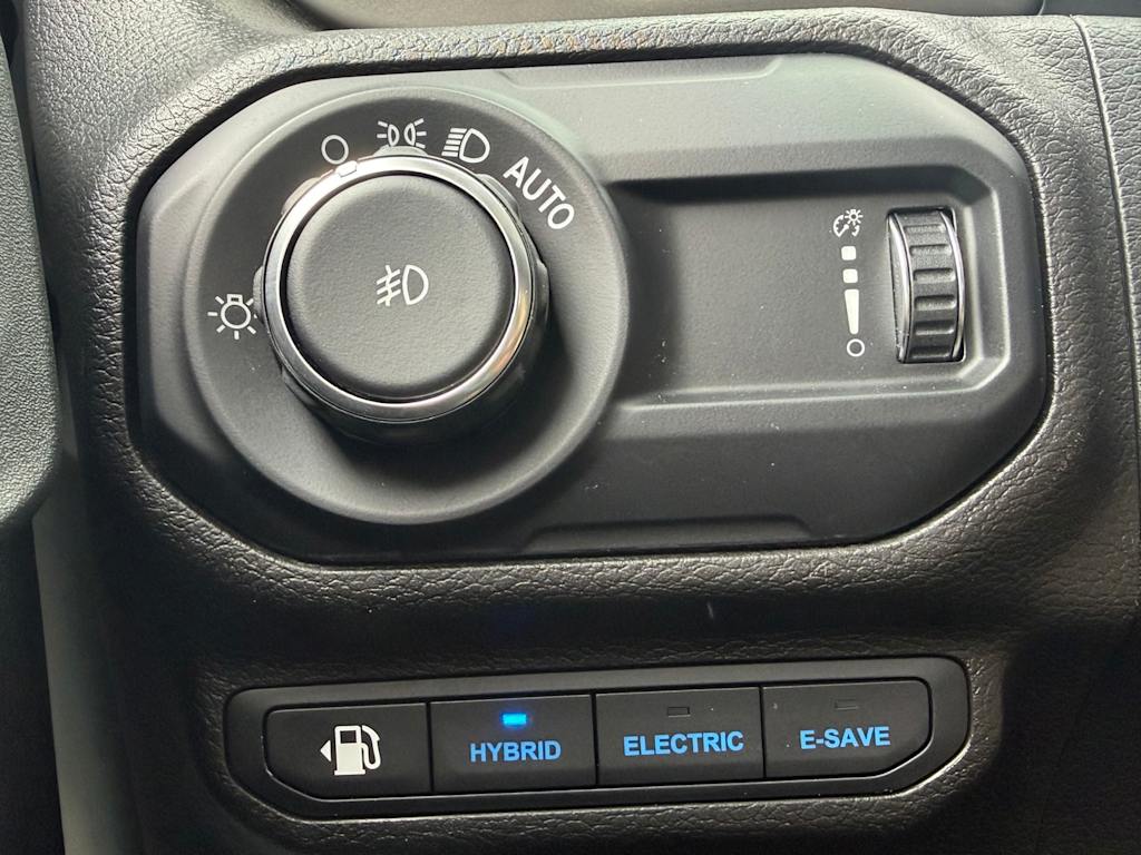 Thumbnail: 2023 Jeep Wrangler - 21