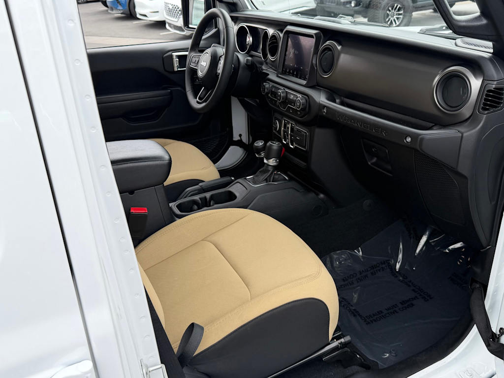 Thumbnail: 2023 Jeep Wrangler - 26