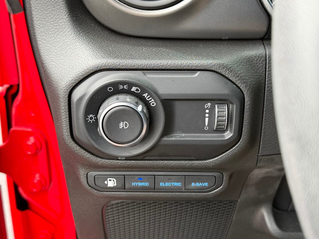 Thumbnail: 2023 Jeep Wrangler - 23