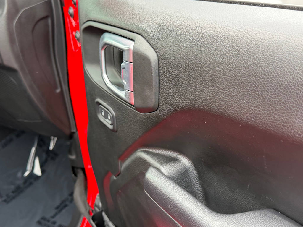 Thumbnail: 2023 Jeep Wrangler - 29