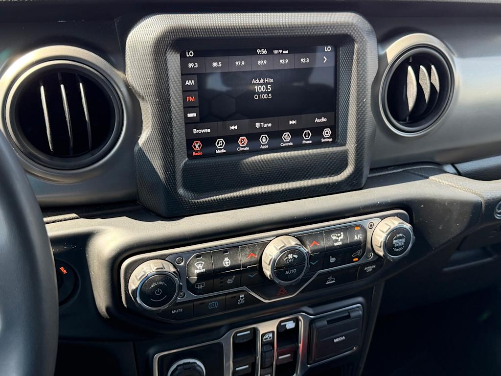 Thumbnail: 2023 Jeep Wrangler - 26