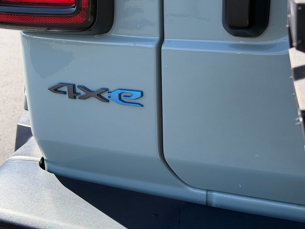 Thumbnail: 2023 Jeep Wrangler - 6