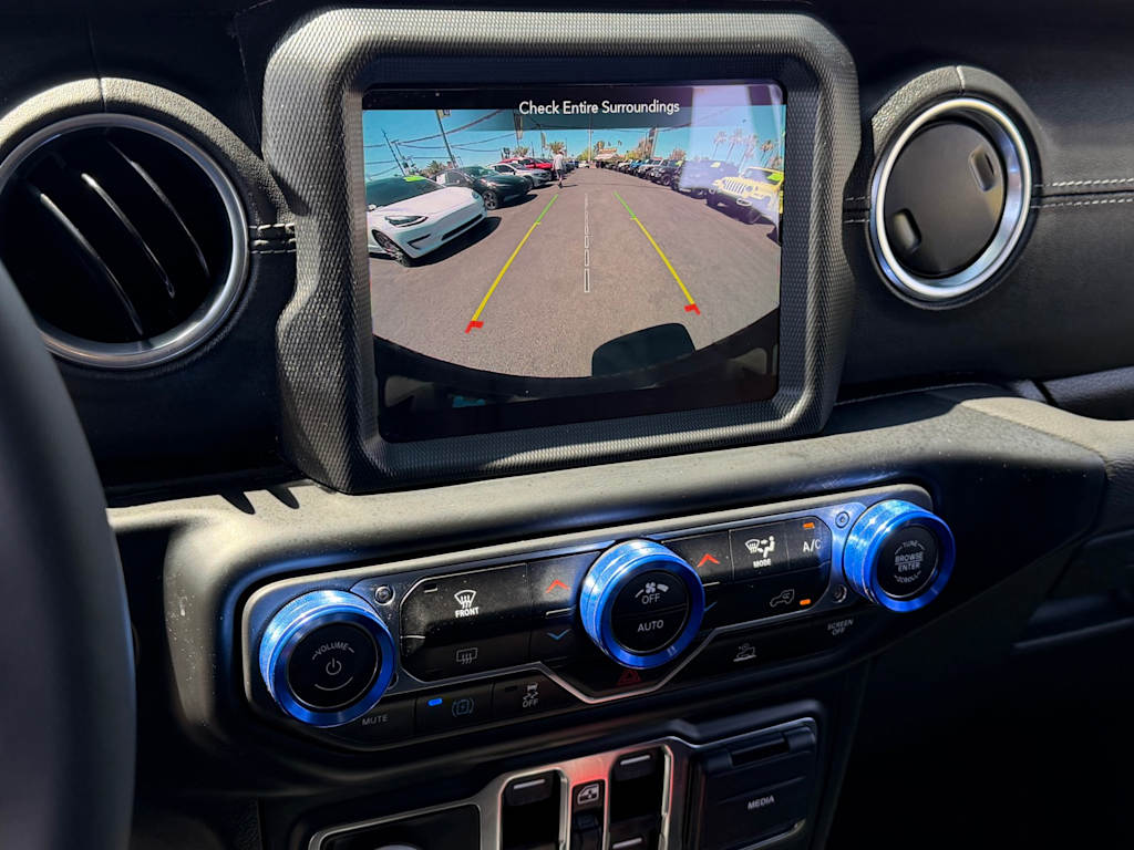 Thumbnail: 2023 Jeep Wrangler - 25