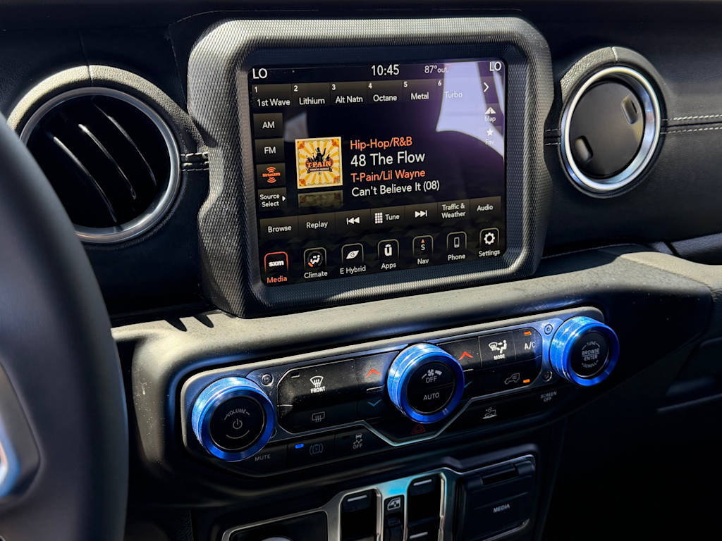Thumbnail: 2023 Jeep Wrangler - 26