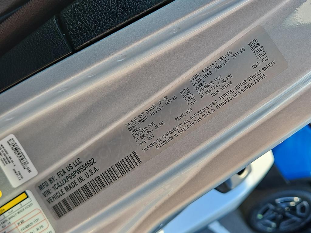 Thumbnail: 2023 Jeep Wrangler - 20