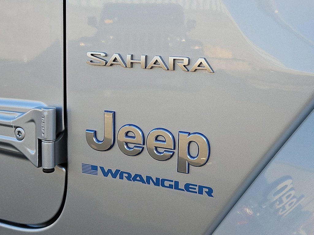 Thumbnail: 2023 Jeep Wrangler - 25