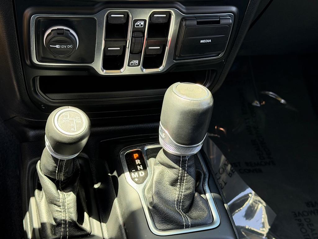 Thumbnail: 2023 Jeep Wrangler - 12