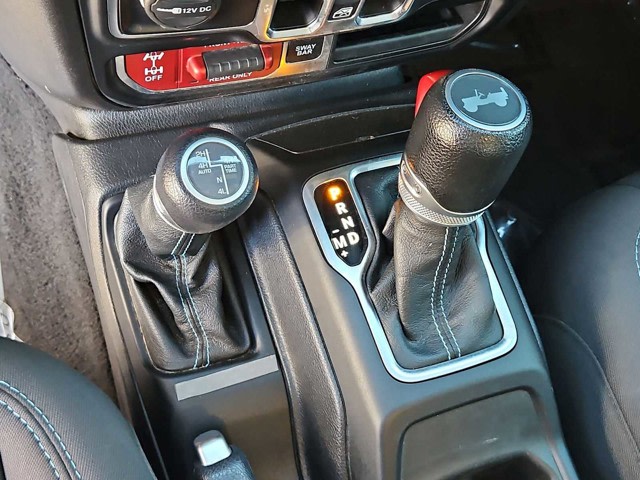 Thumbnail: 2023 Jeep Wrangler - 15