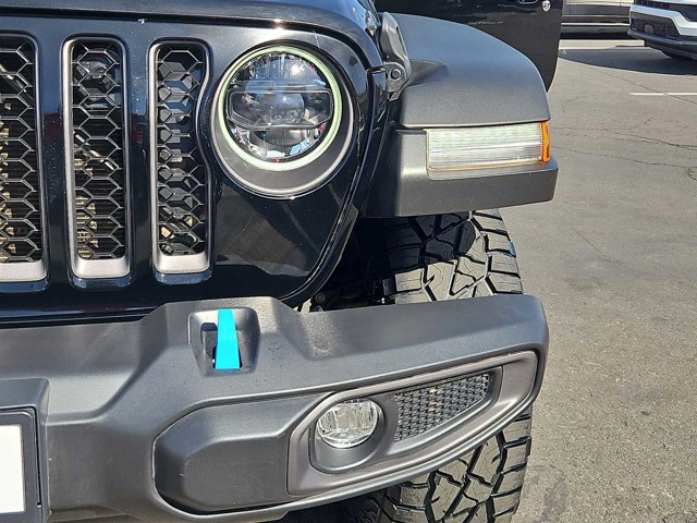 Thumbnail: 2023 Jeep Wrangler - 9