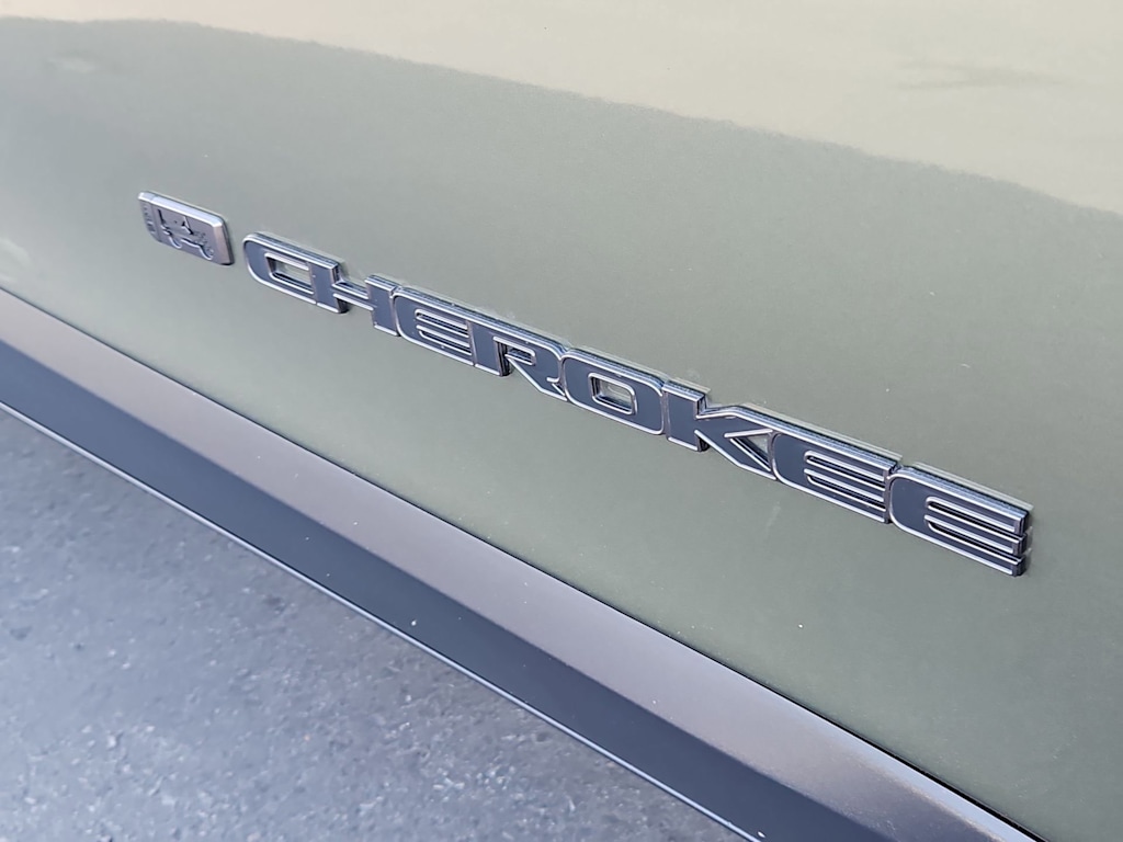 2021 Jeep Cherokee Latitude 22
