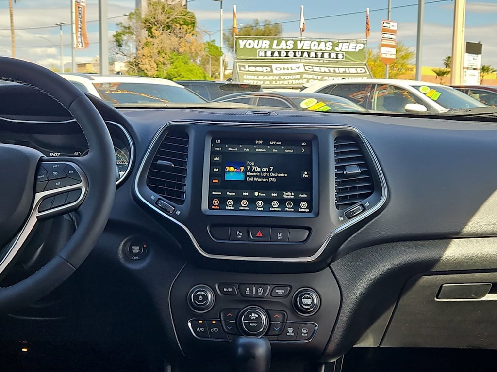2021 Jeep Cherokee Latitude 13