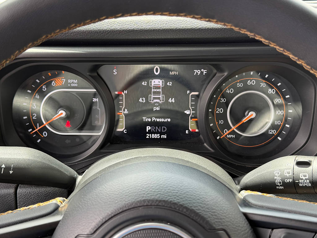 Thumbnail: 2024 Jeep Wrangler - 15