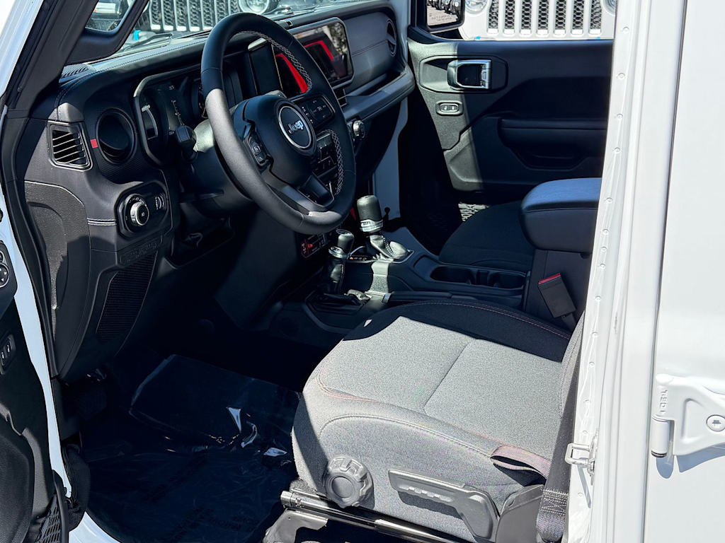 Thumbnail: 2025 Jeep Wrangler - 9