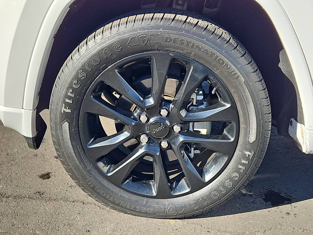 Thumbnail: 2020 Jeep Grand Cherokee - 8