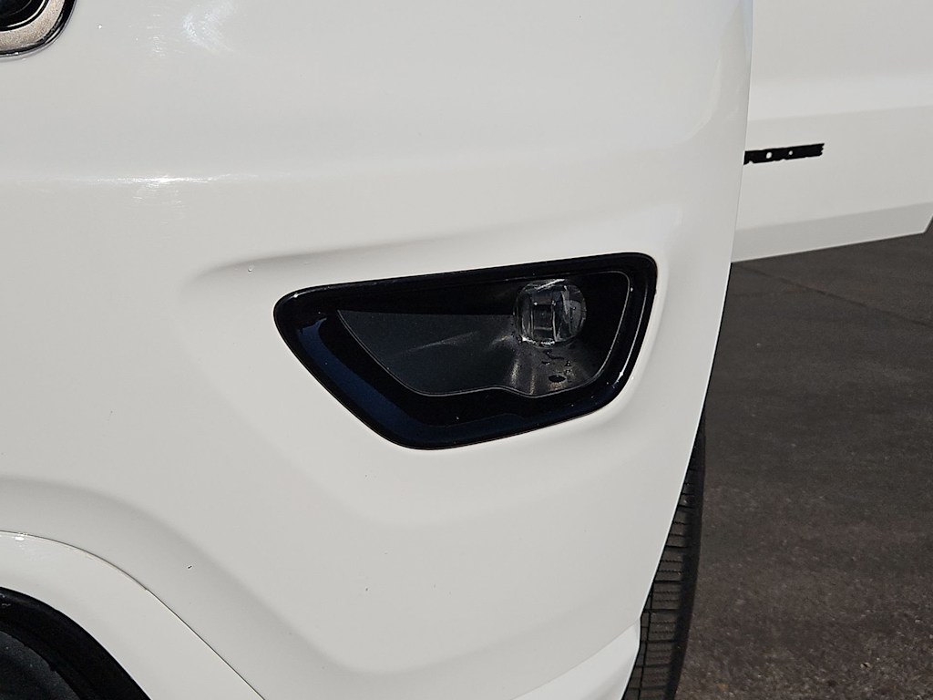 Thumbnail: 2020 Jeep Grand Cherokee - 7