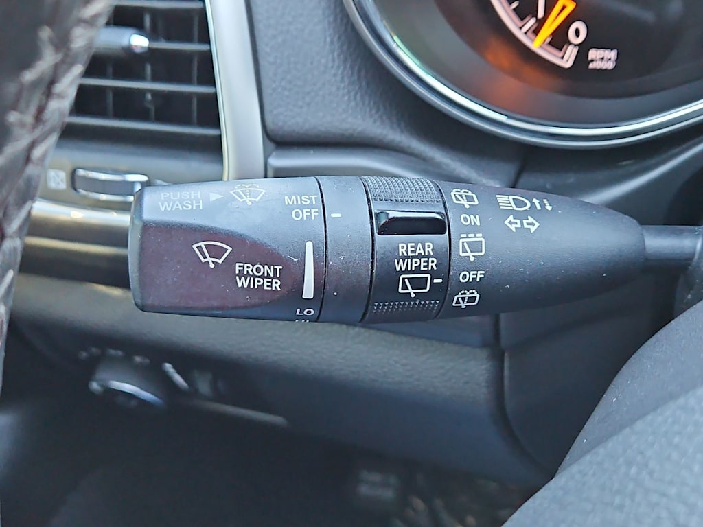 Thumbnail: 2020 Jeep Grand Cherokee - 32