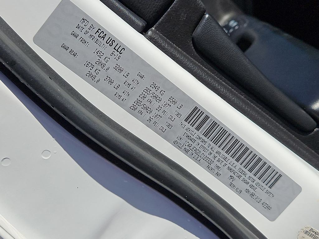 Thumbnail: 2020 Jeep Grand Cherokee - 37