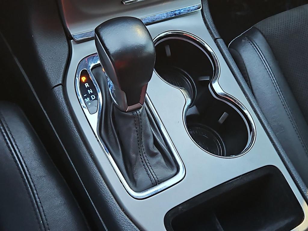 Thumbnail: 2020 Jeep Grand Cherokee - 16