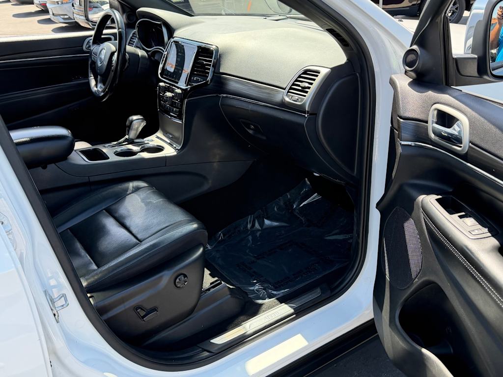 Thumbnail: 2021 Jeep Grand Cherokee - 30