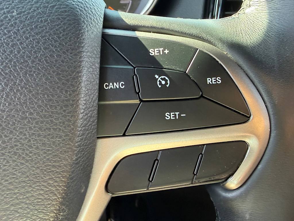 Thumbnail: 2019 Jeep Grand Cherokee - 26