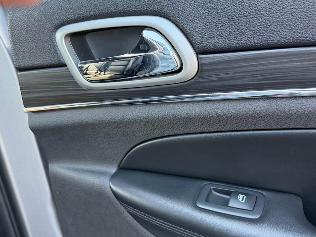 Thumbnail: 2019 Jeep Grand Cherokee - 31