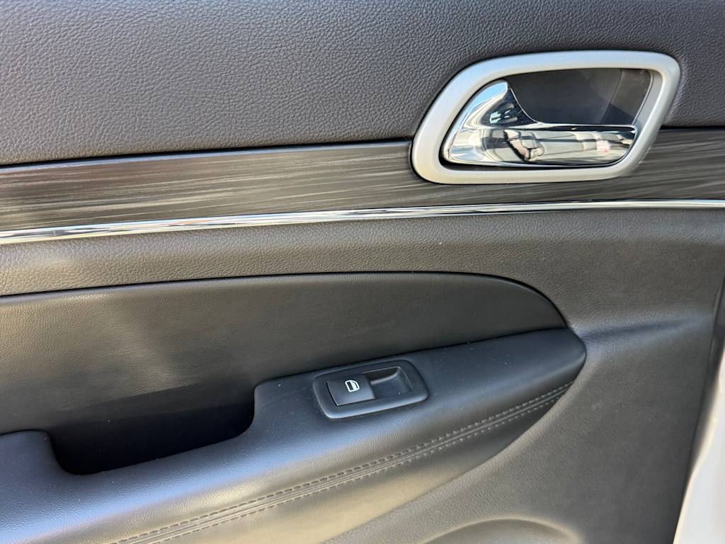 Thumbnail: 2019 Jeep Grand Cherokee - 29