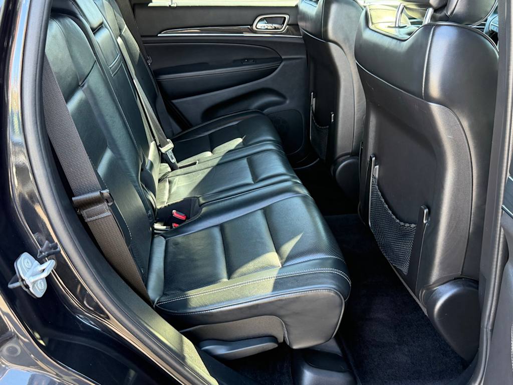 Thumbnail: 2015 Jeep Grand Cherokee - 38