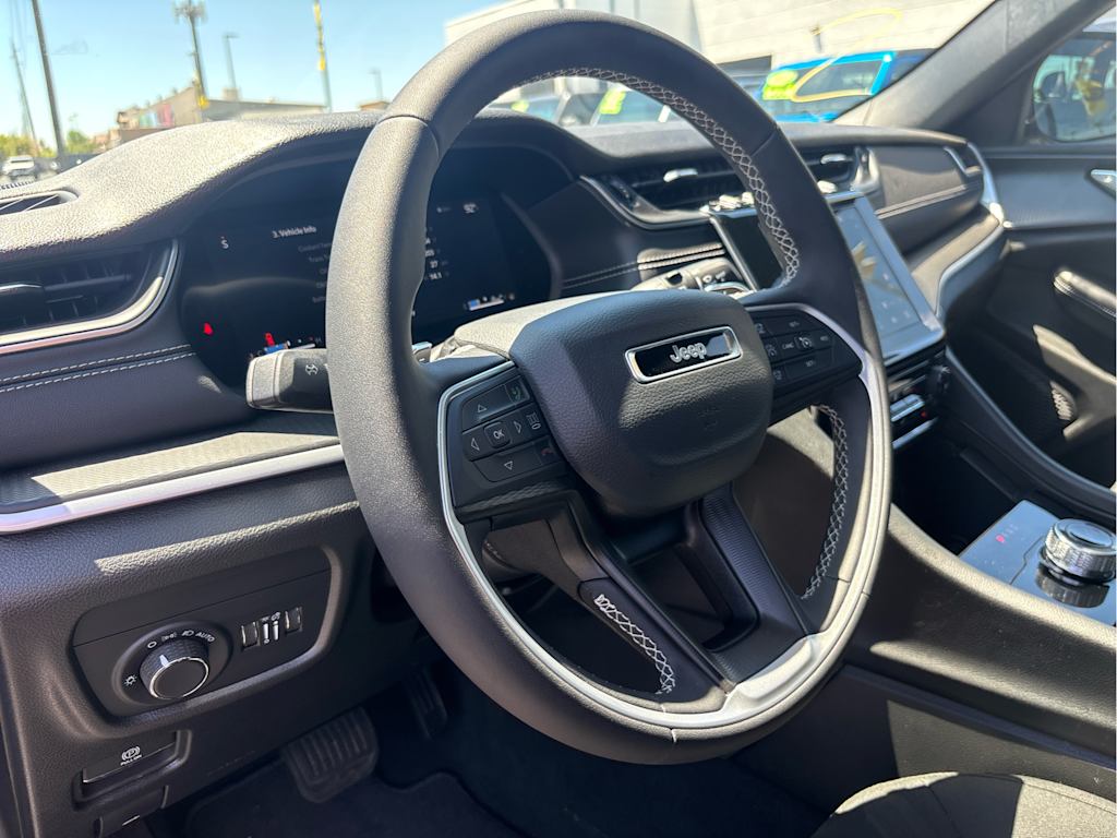 Thumbnail: 2025 Jeep Grand Cherokee - 2