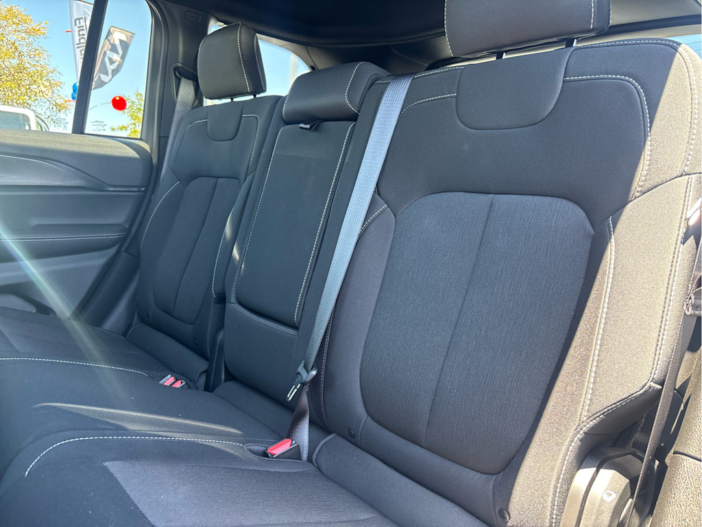 Thumbnail: 2025 Jeep Grand Cherokee - 9