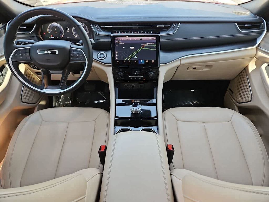 Thumbnail: 2023 Jeep Grand Cherokee - 9