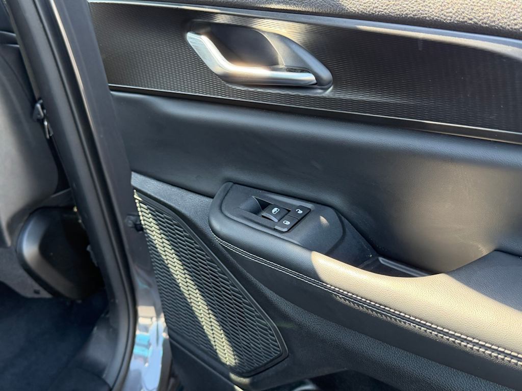 Thumbnail: 2023 Jeep Grand Cherokee - 27