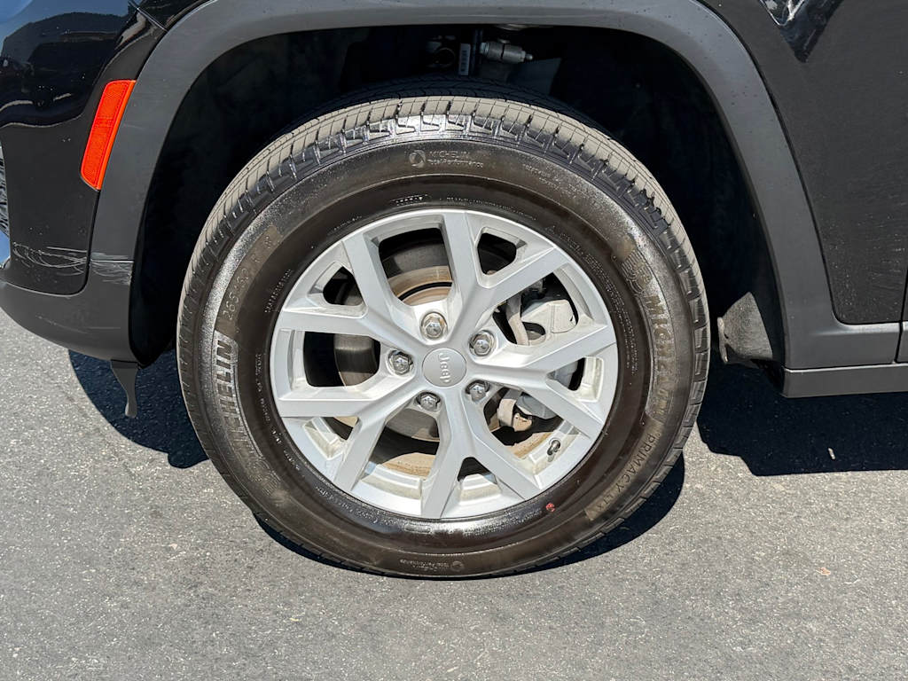 Thumbnail: 2023 Jeep Grand Cherokee - 8