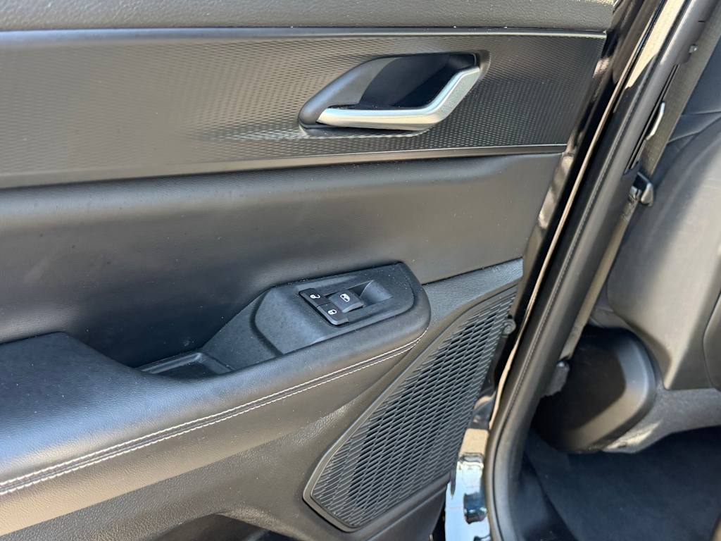 Thumbnail: 2023 Jeep Grand Cherokee L - 26
